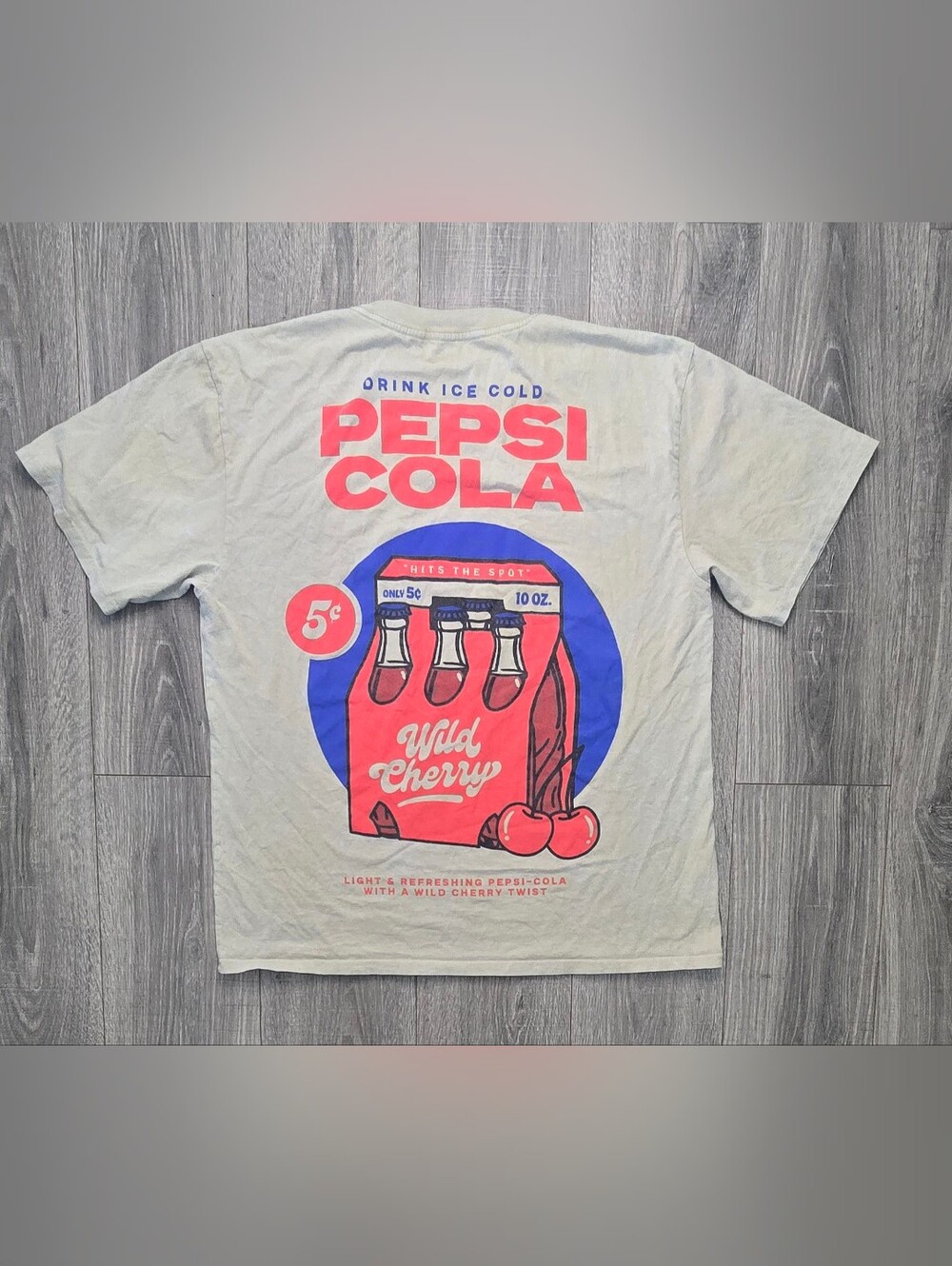 Pepsi Wild Cherry Sage Green Retro Graphic T-Shirt XL 5¢ Bottle Carrier.